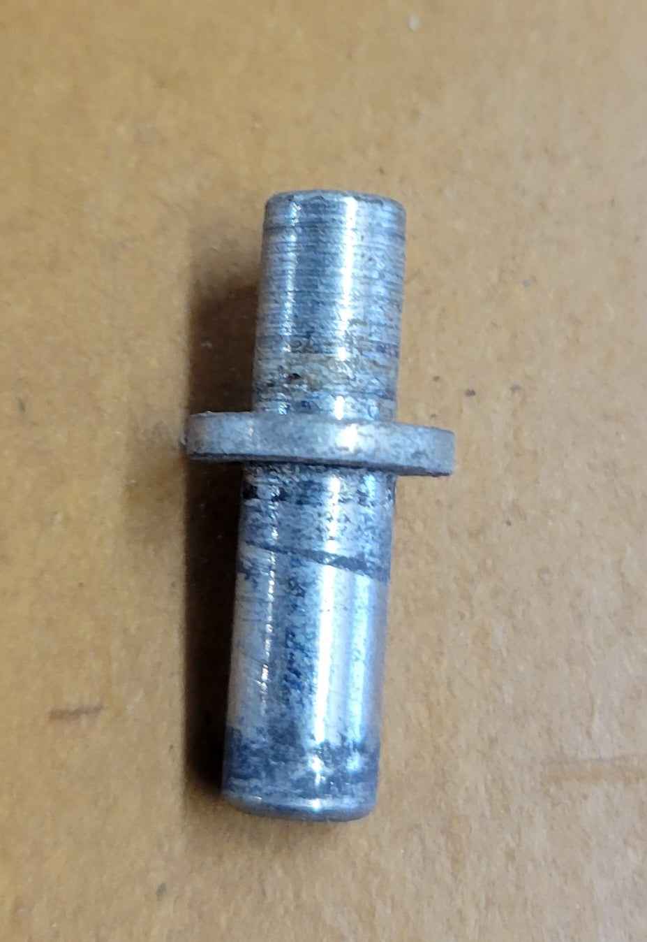 Dometic Refrigerator Lower Hinge Pin – 2930614009  – RM2400 / RM2800