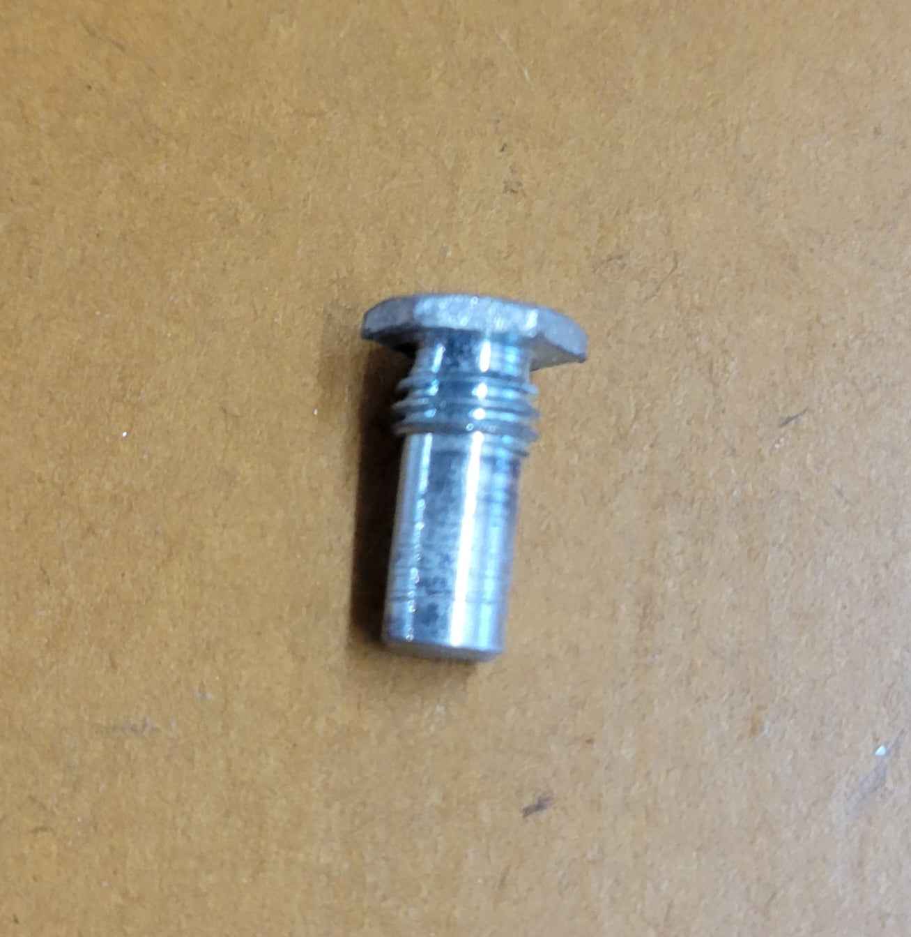 Dometic Refrigerator Upper Hinge Pin – 2930612003 – RM2400 / RM2800