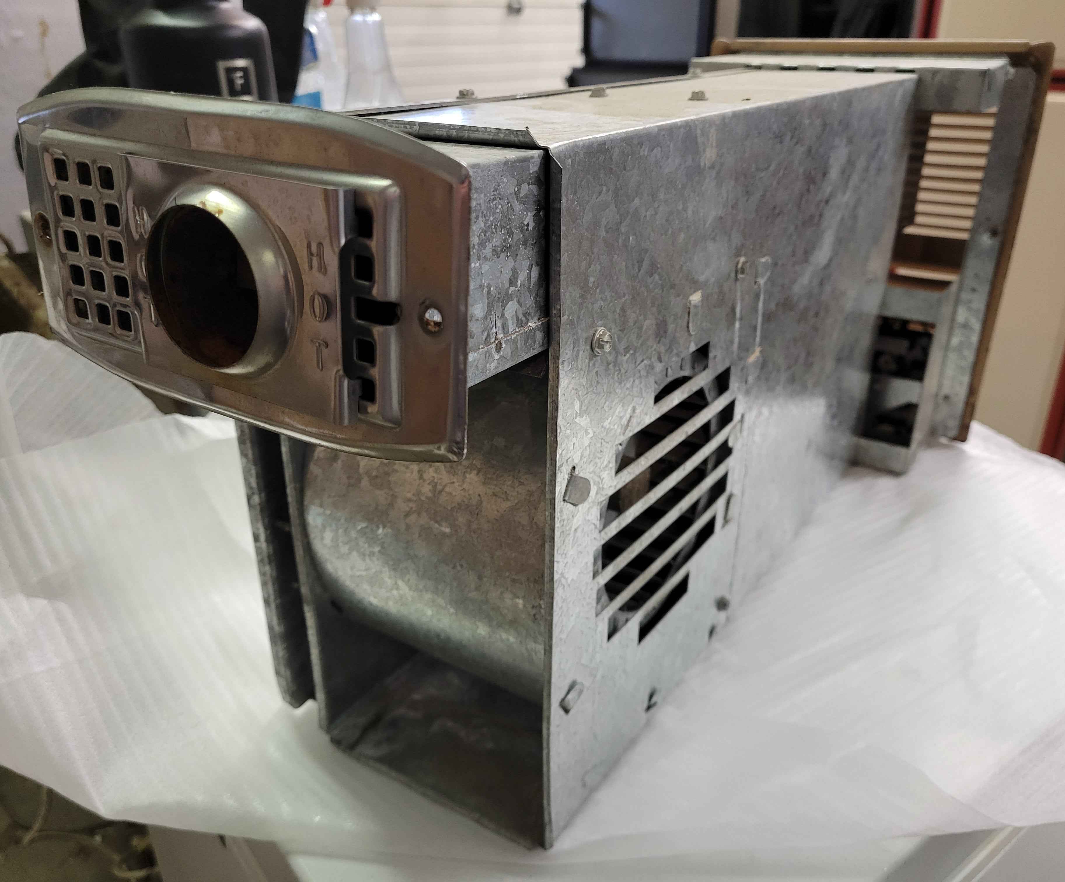 Atwood / Hydroflame RV Propane Furnace – Forced Air – 12V Operation - Used RV Parts