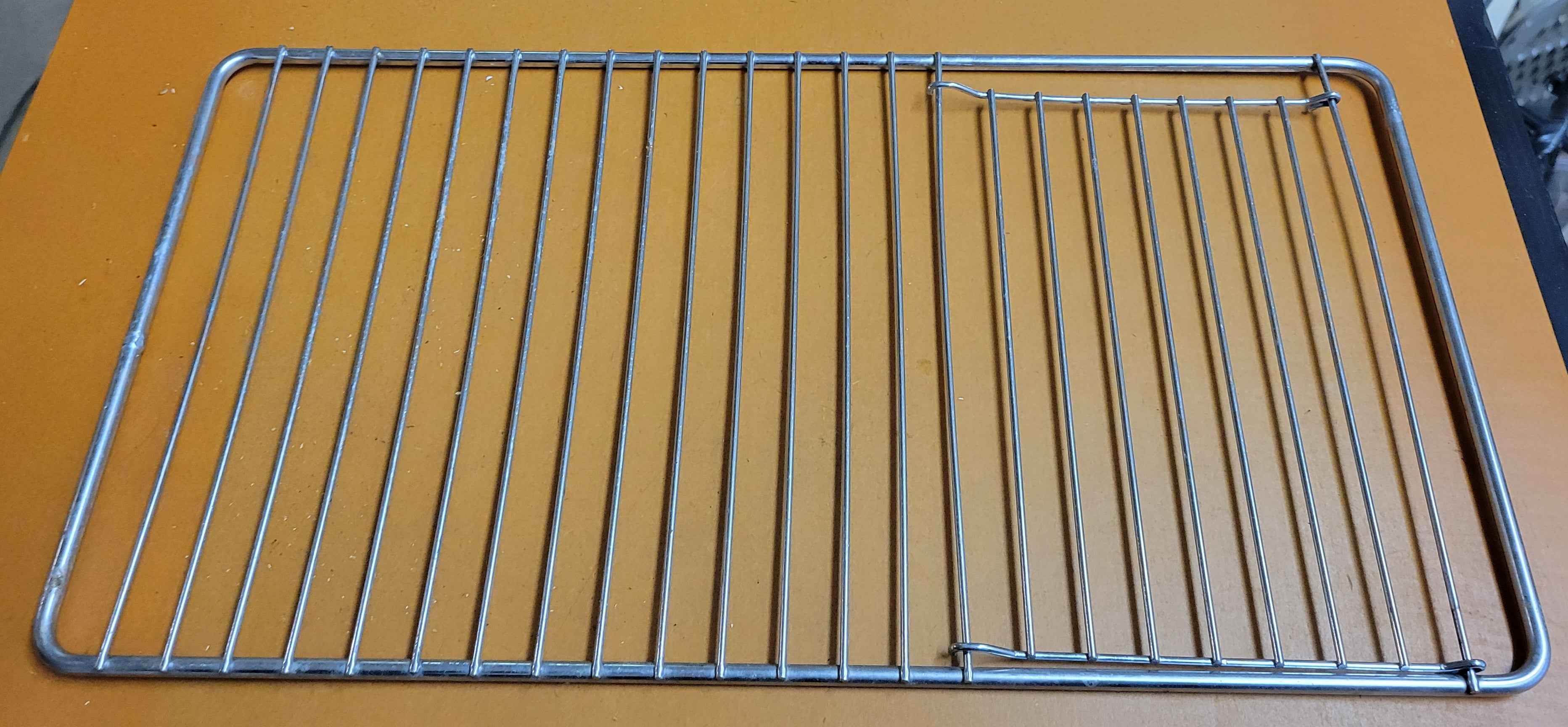 Dometic RM66 Refrigerator Wire Shelf Rack – 17 3/4" W x 9 5/8" D