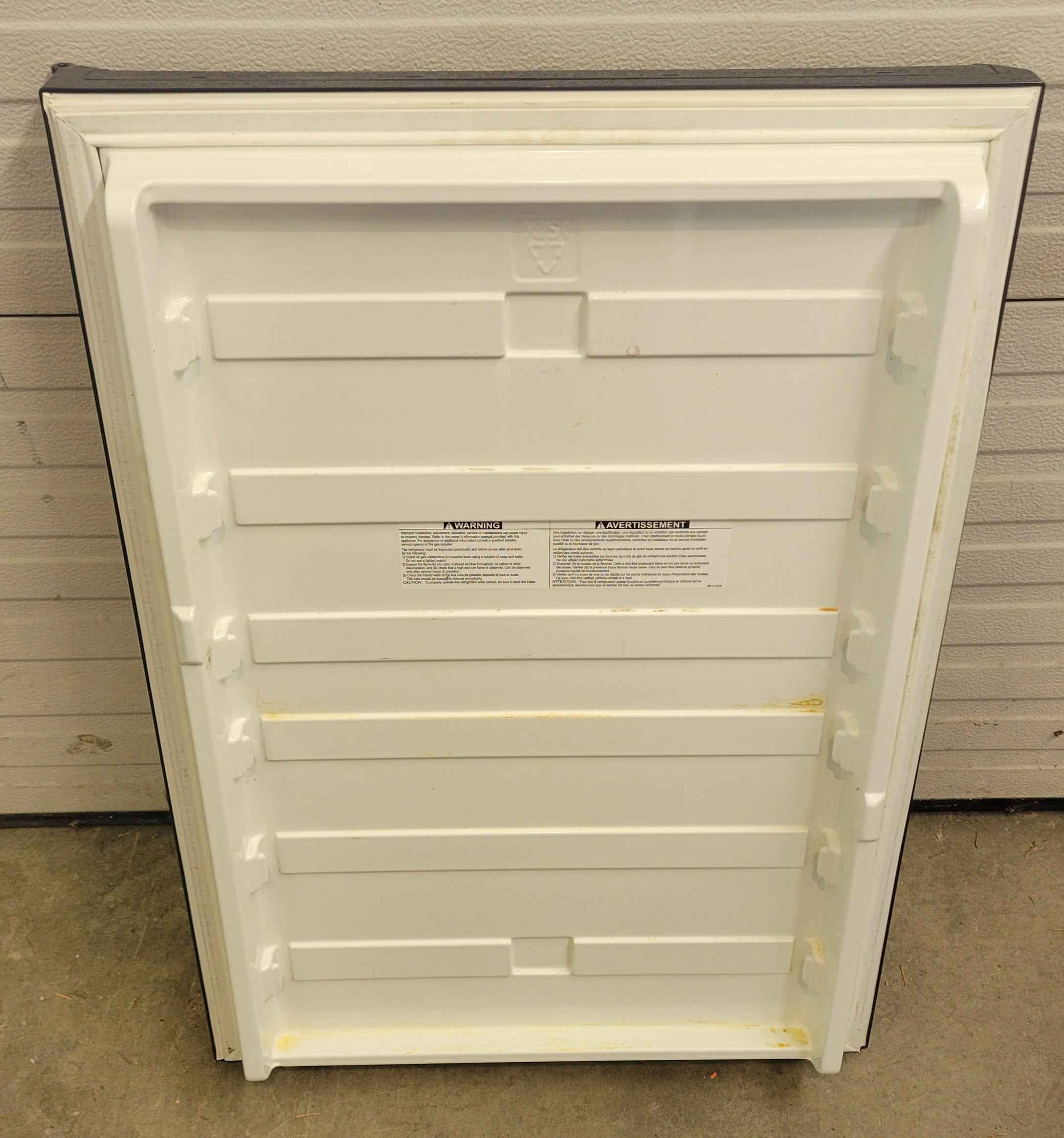 2932563055 Dometic Fridge Door – 22-1/2" W x 33-1/4" H – Right Hand Hinge