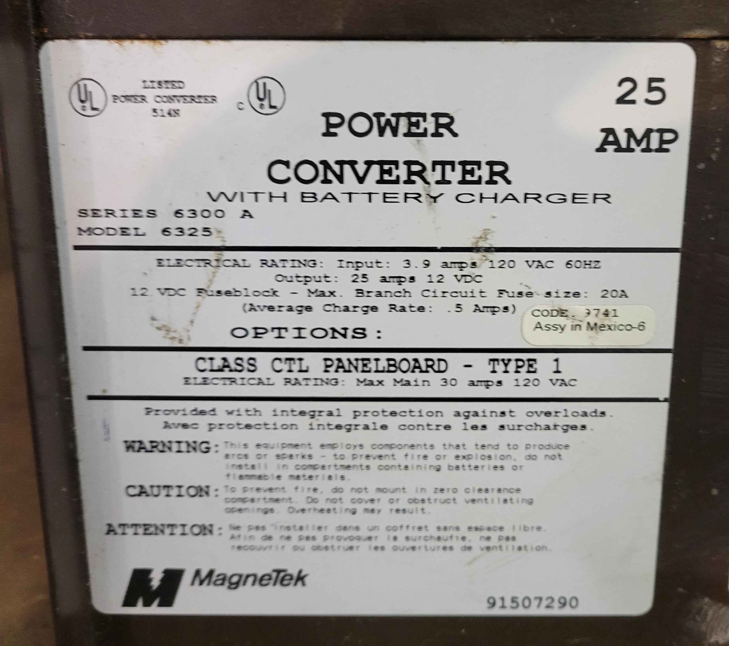 Magnetek 25 Amp RV Power Converter