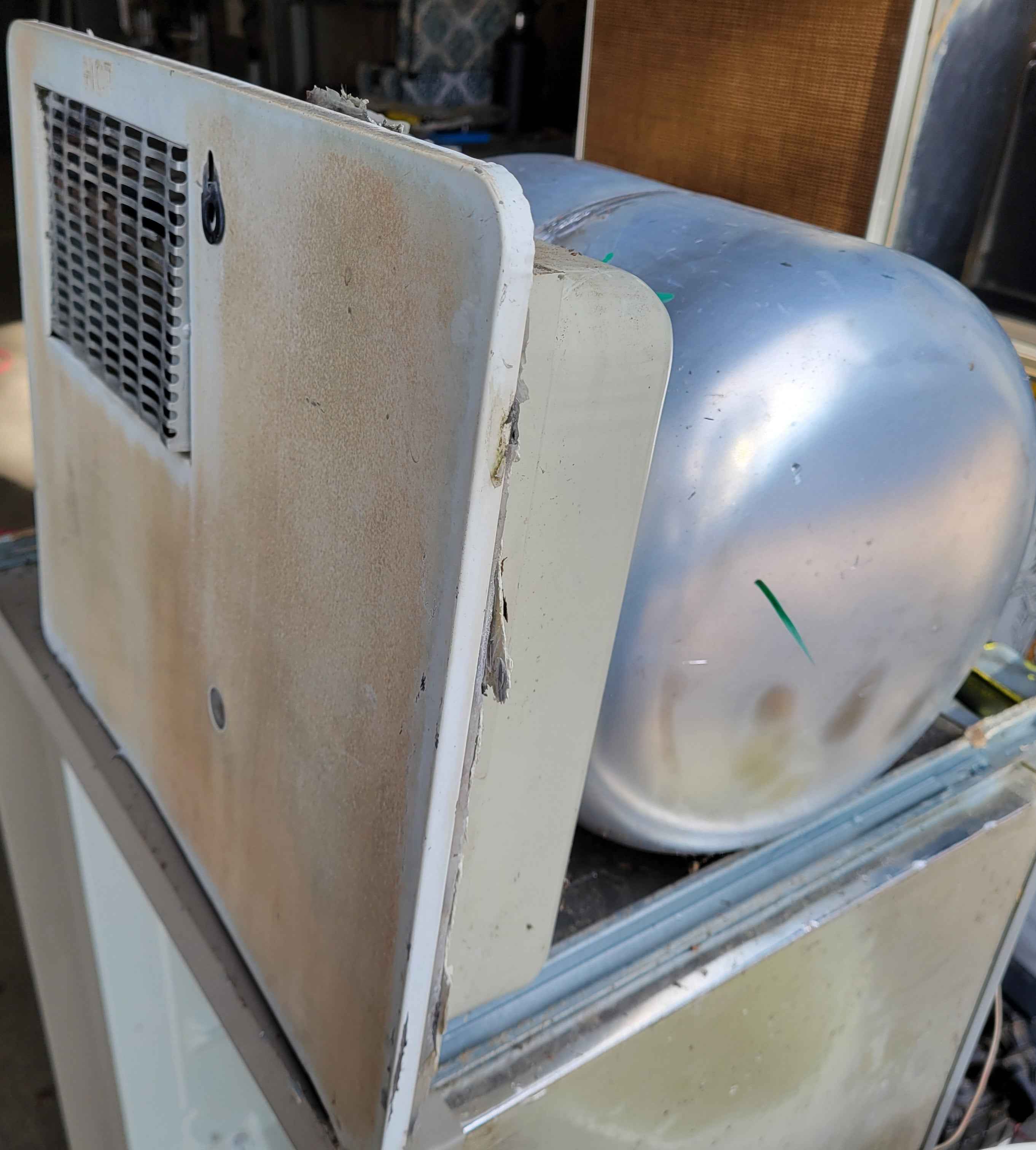 Atwood G6A-6 Propane RV Water Heater – Pilot Light Model