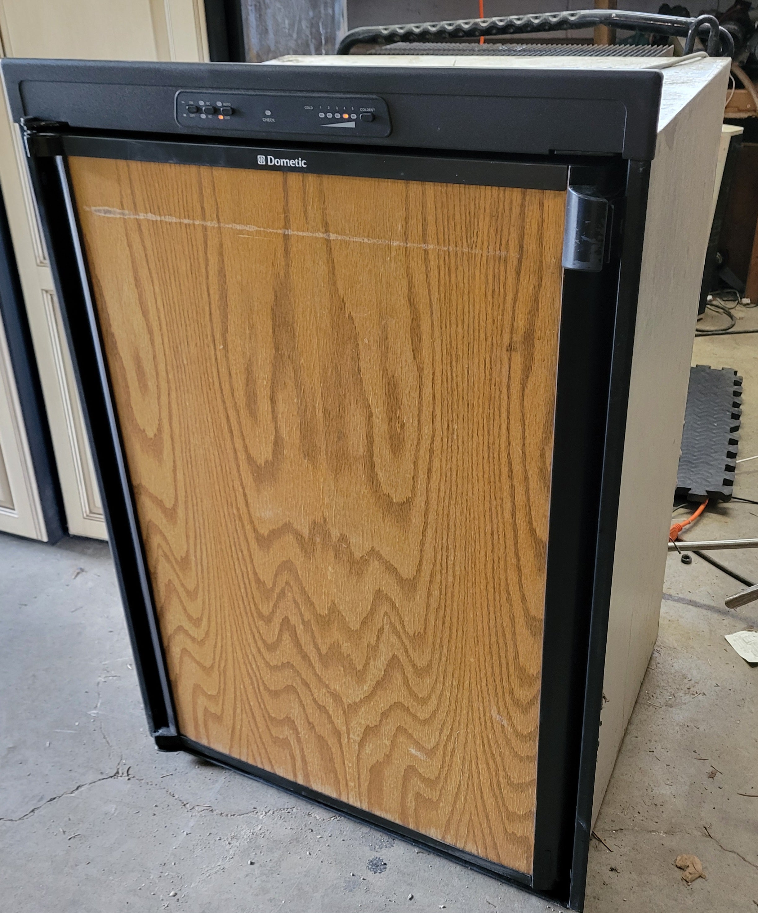 Dometic RM2454 3-Way RV Refrigerator – Propane / 110V / 12V