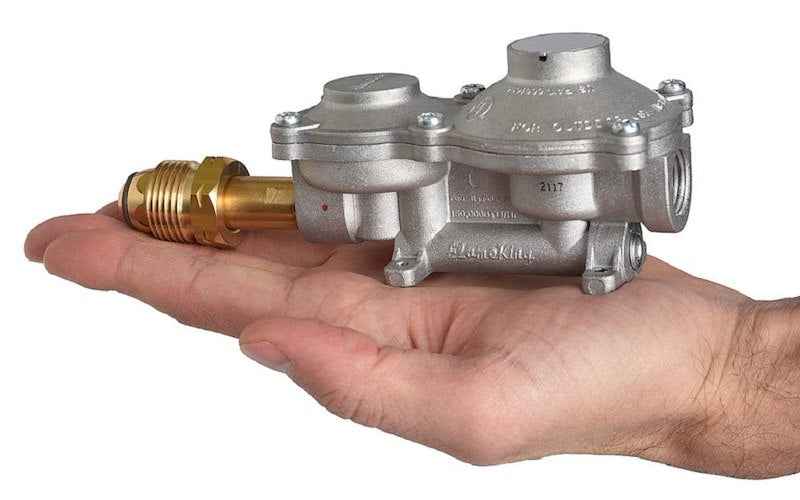Flame King G2R150B-POL RV Two-Stage Propane Regulator with POL