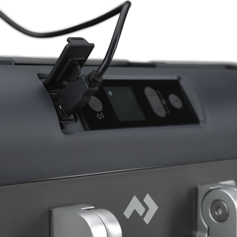 Dometic CFX5 45 Portable Refrigerator/Freezer – 45L AC/DC WiFi & Bluetooth 97000050755