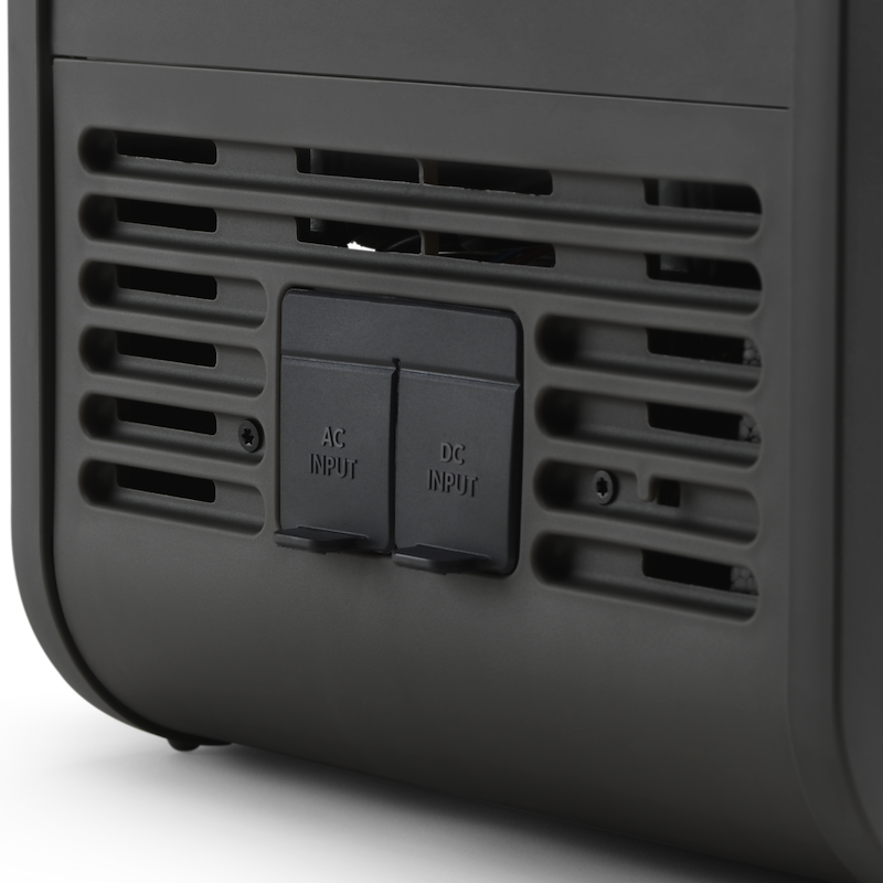 Dometic CFX5 45 Portable Refrigerator/Freezer – 45L AC/DC WiFi & Bluetooth 97000050755