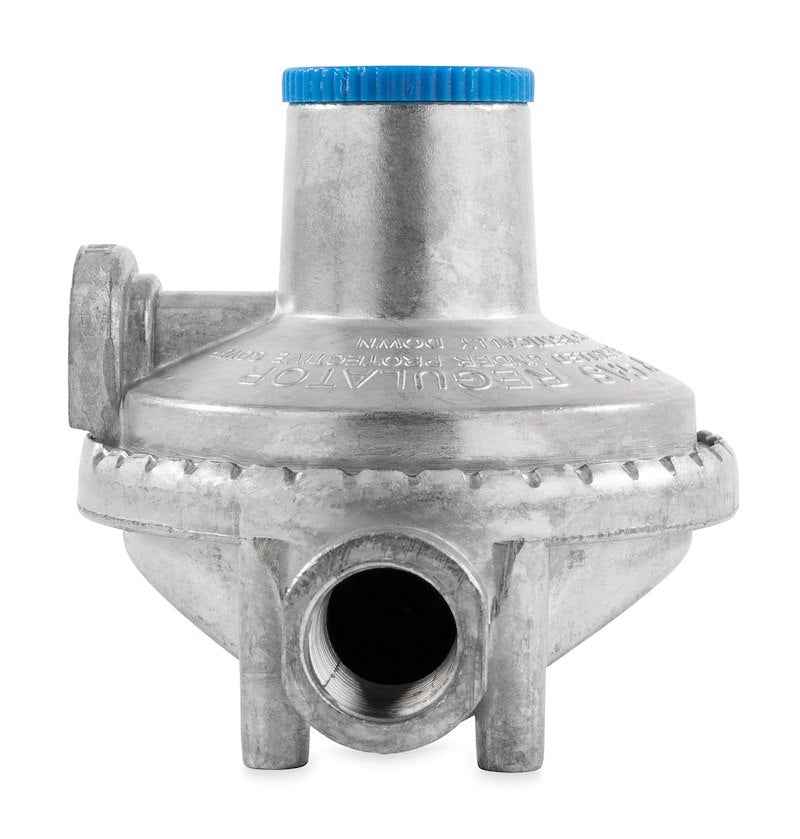 Camco 59333 RV Two-Stage Propane Regulator – Horizontal Mount