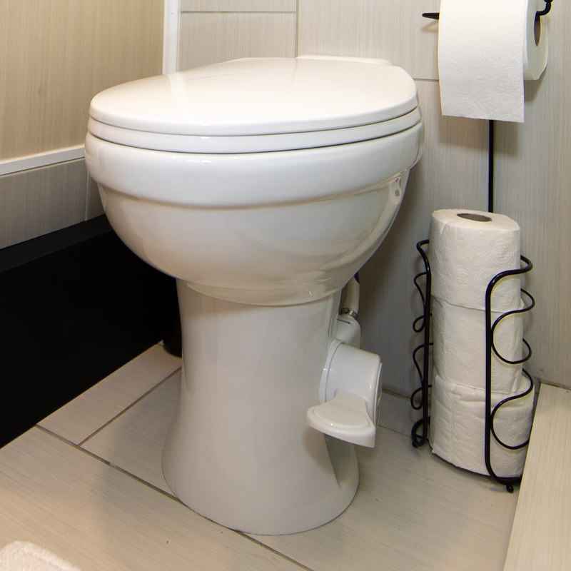 RV Toilet Lippert 2022113192 – Flow Max Permanent Pedal-Flush – White
