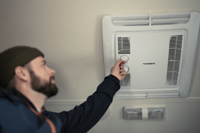 Dometic FreshJet 3 A/C Ceiling Assembly – Non-Ducted, Manual, Polar White